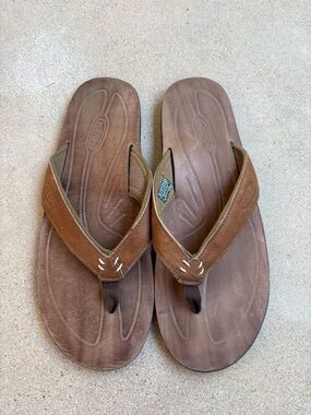 Keen Men Size 12 Brown Leather Flip Flop Sandals Casual Comfort Thong Shoes